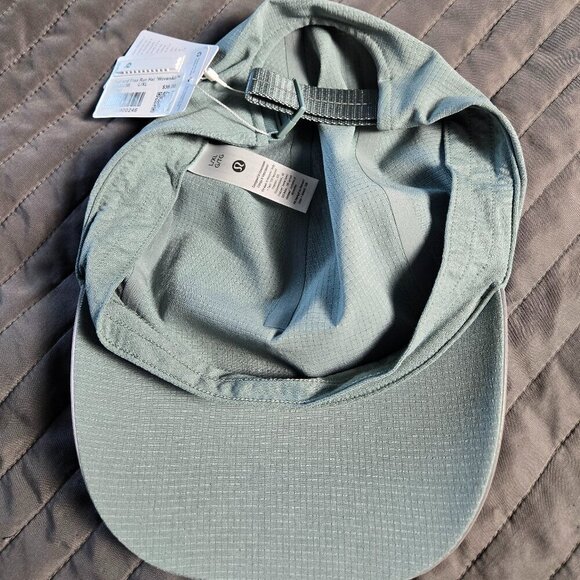 NWT Lululemon Fast and Free Running Hat WovenAir - L/XL Crater Blue - Picture 4 of 5